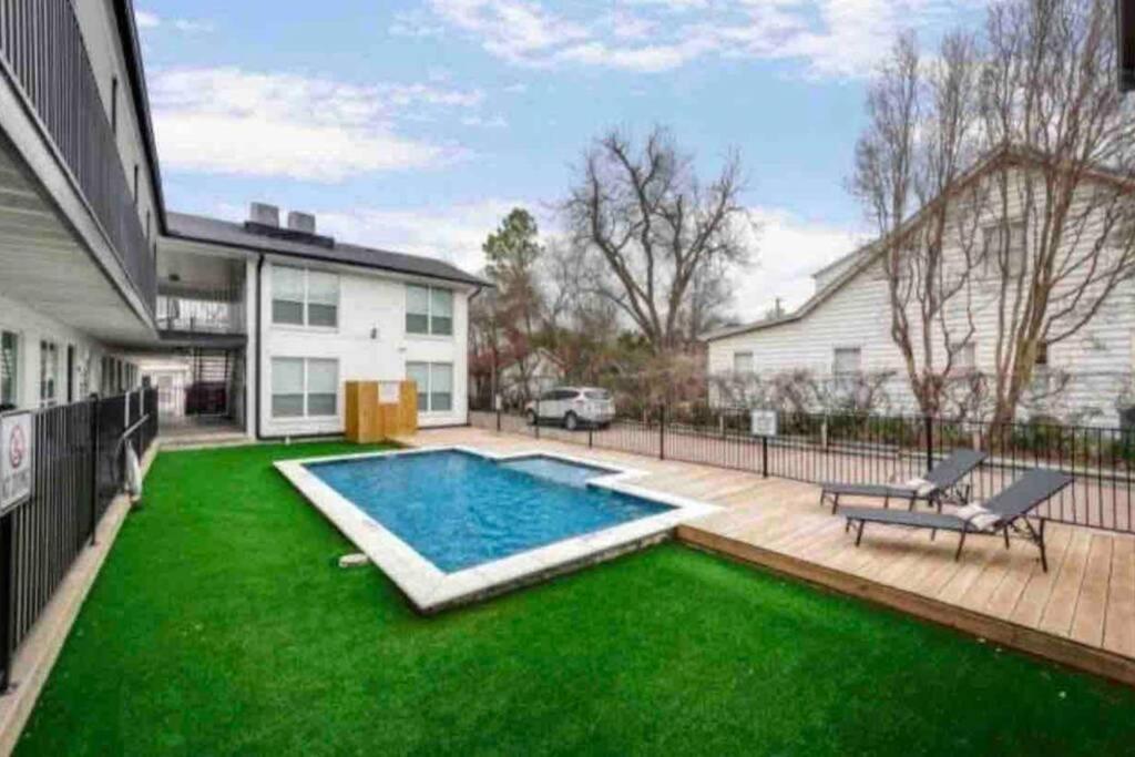 Apartment The Resting Space + Free Arboretum Tickets Dallas