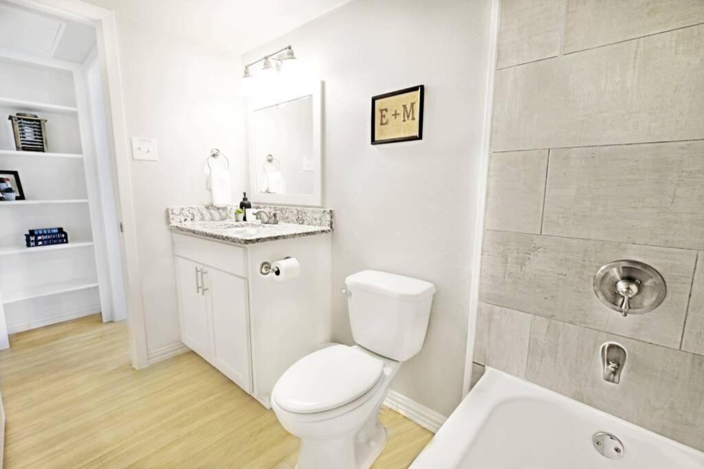 The Resting Space + Free Arboretum Tickets Apartment