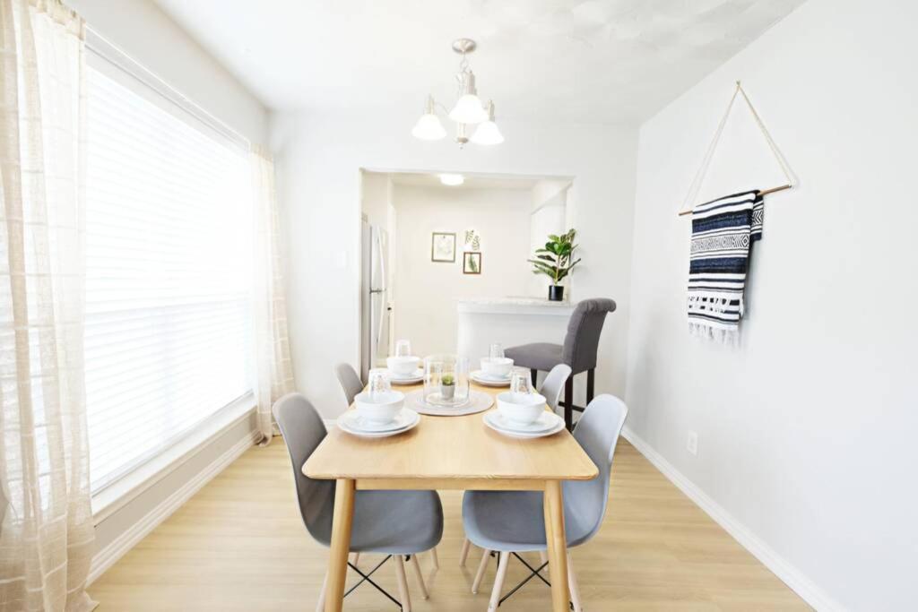 The Resting Space + Free Arboretum Tickets Apartment *